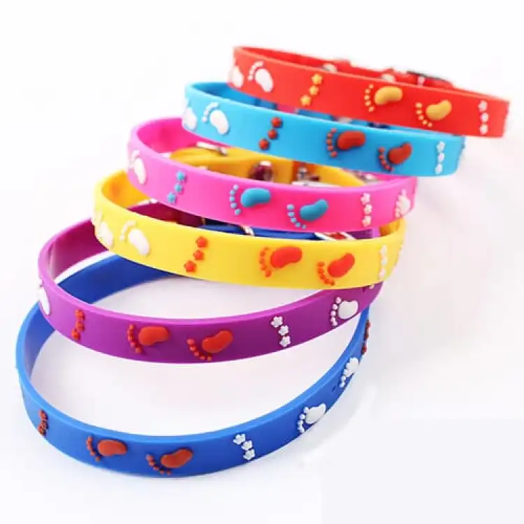 Rubber cat cheap collar