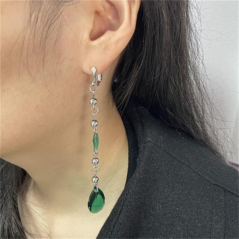 【IKE】Anime Vivy Fluorite Eye's Song Cosplay Vivy Earring Ear Clip 1 Pieces Long Green Gem Earclip Costume Accessory Cosplay Prop Gift. 