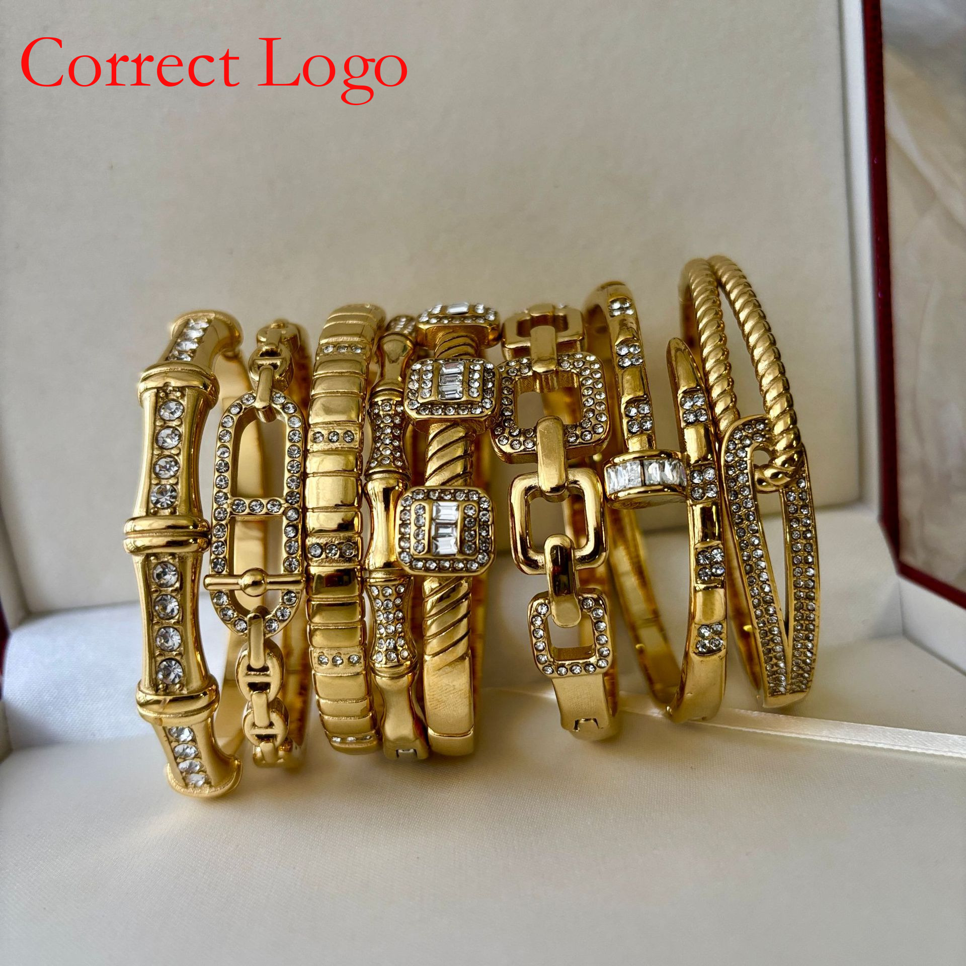 Bracciale da donna in acciaio inossidabile placcato oro 18 carati di alta qualità, con design quadrato a forma di chiodo, nuovo set di bracciali in metallo, impermeabile._voghion.com