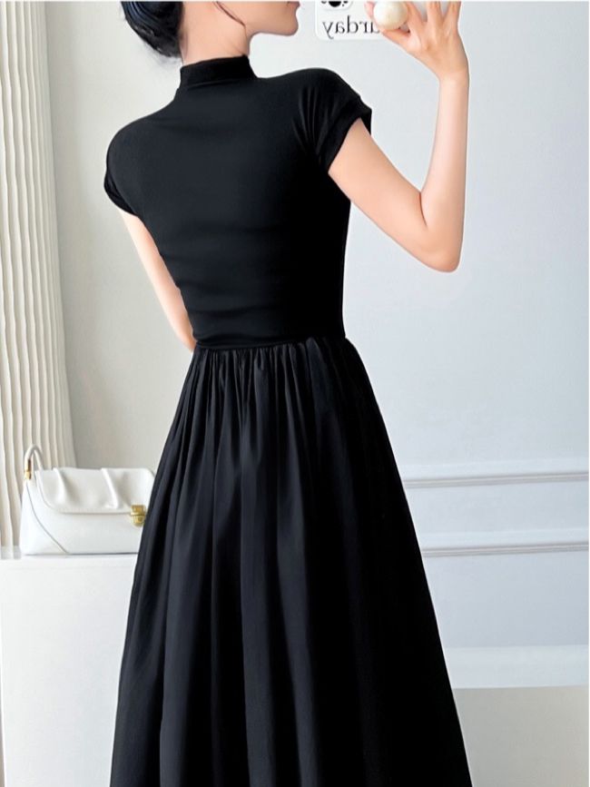 【ZOSR】Black Dress for Women Korean Style Short Sleeve Slim Fitting Retro Casual Longdress. 