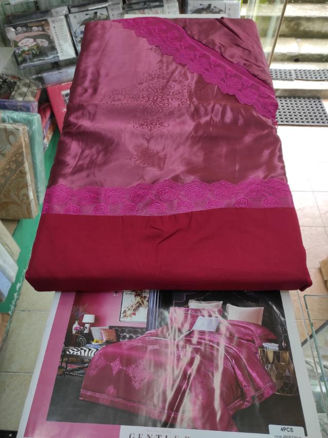 Luxury wedding bedsheet 4pcs Duvet cover set satin/cotton designer bed sheet. 
