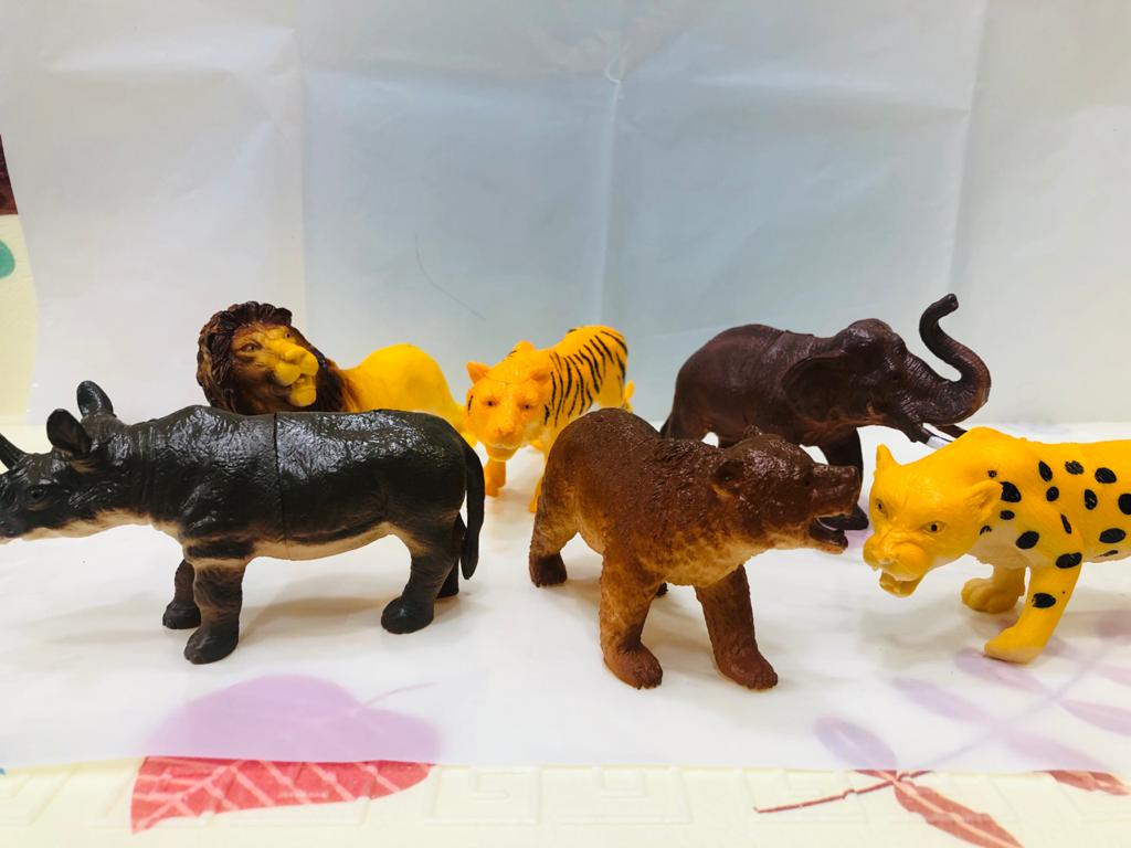 Good Quality Rubber Animals Toy 6 Pieces Set Kids Playing Rubber Toys Educational Toys for Kids Wild Animal Rubber Toys. 