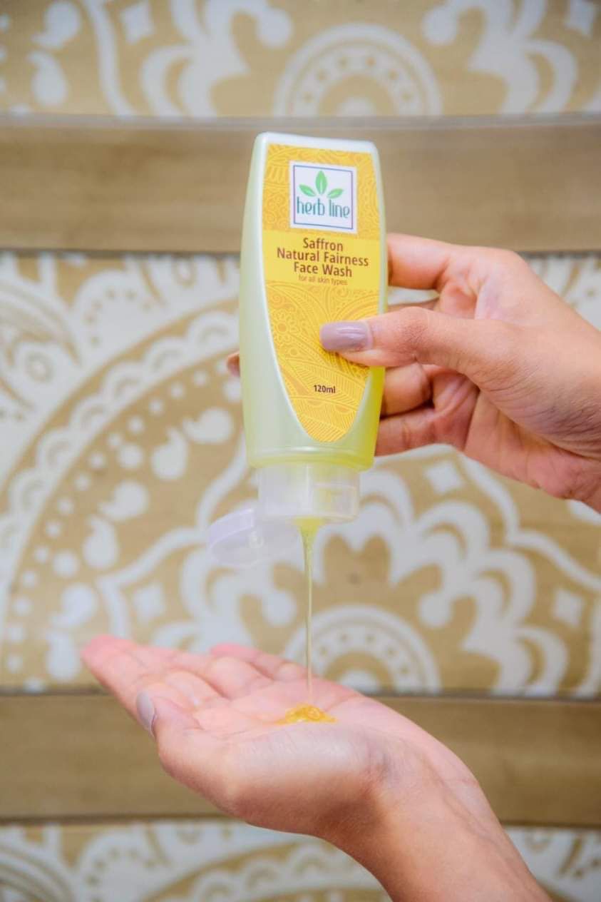 Saffron Natural Fairness Face Wash - 120ml. 