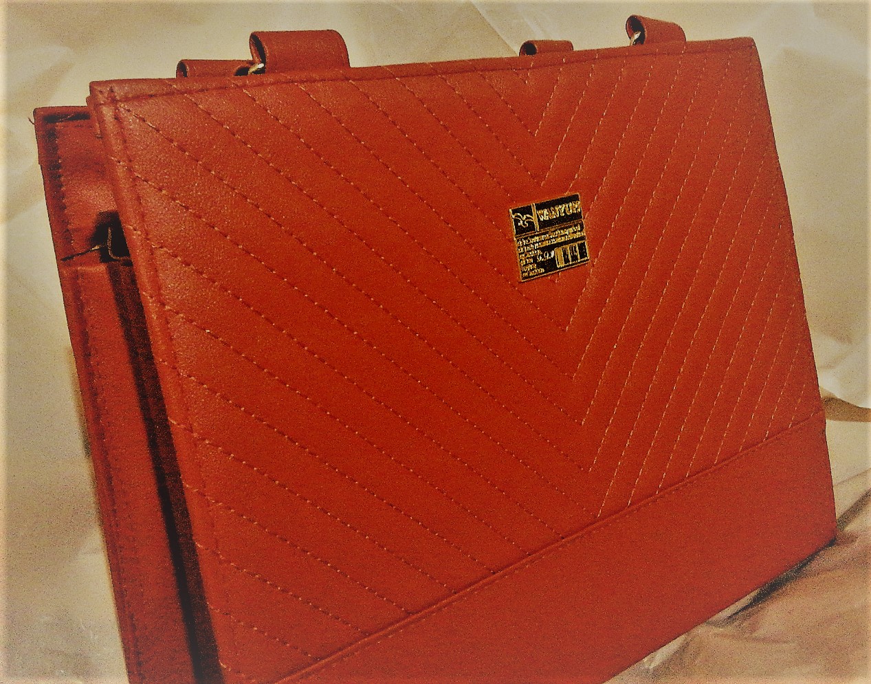 Ladies casual wear Box shaped Handbag
