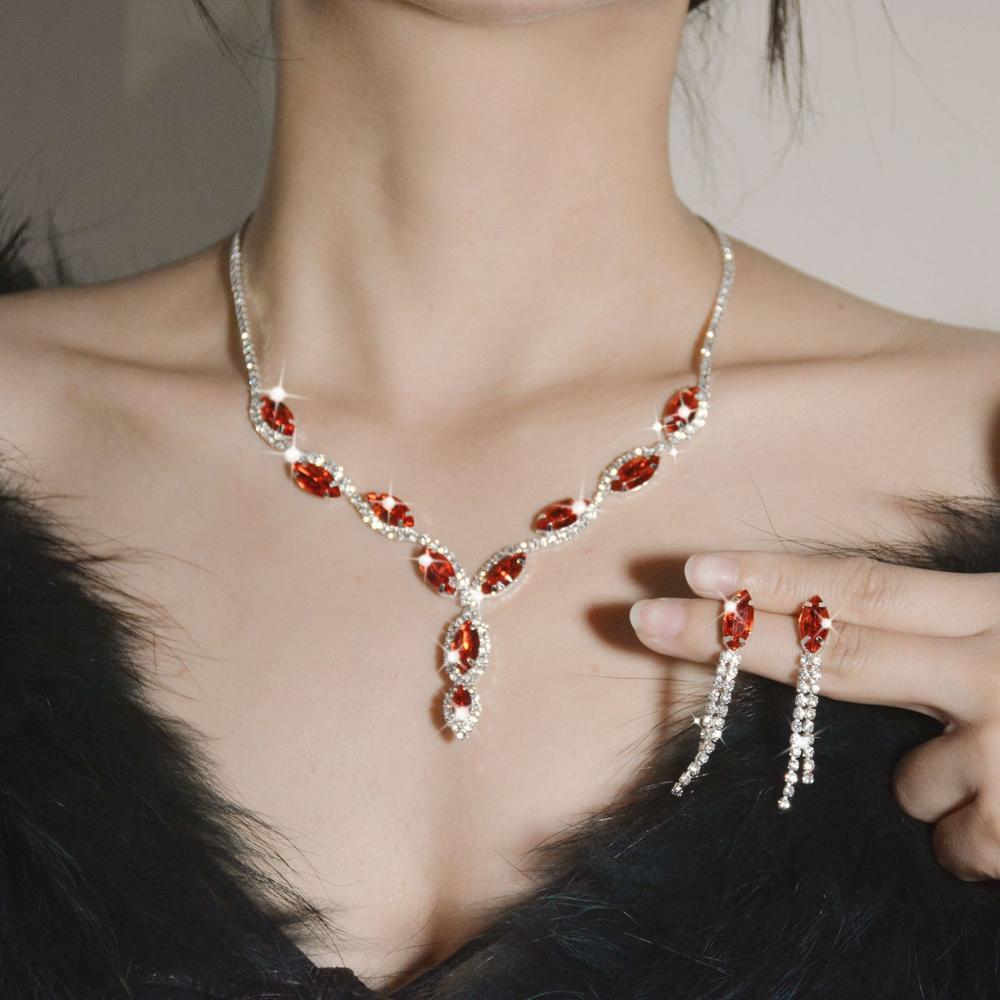 Elegant Bridal jewelry set Charming Jewelry set Wedding necklace Earring set for Party accessory Festival jewelry Bridal wear Evening elegance Gift for ladies. 